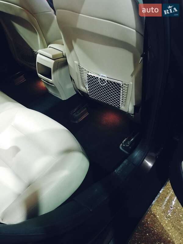 Внедорожник / Кроссовер Mercedes-Benz GLA-Class 2015 в Киеве