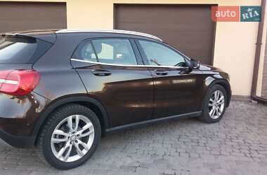 Внедорожник / Кроссовер Mercedes-Benz GLA-Class 2015 в Киеве