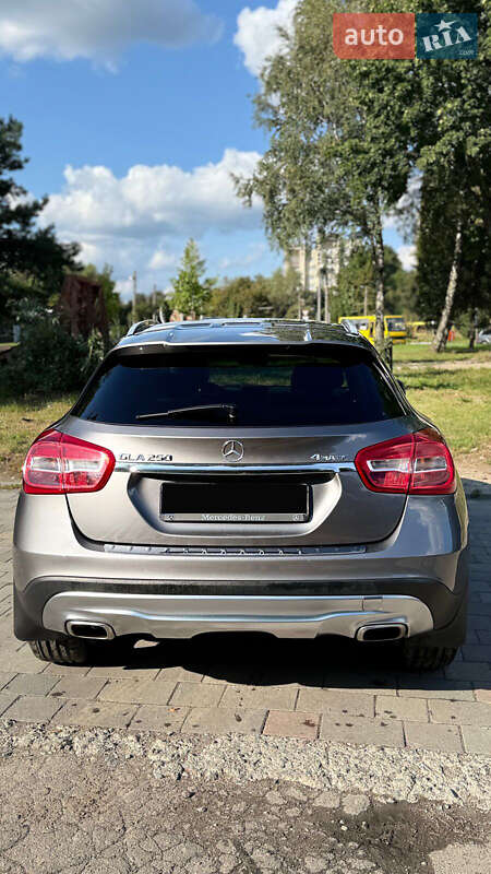 Внедорожник / Кроссовер Mercedes-Benz GLA-Class 2015 в Львове фото 6 Внедорожник / Кроссовер Mercedes-Benz GLA-Class 2015 в Львове