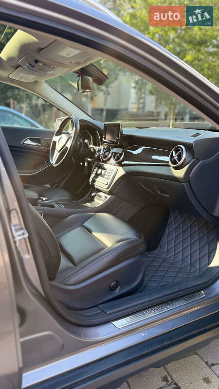 Внедорожник / Кроссовер Mercedes-Benz GLA-Class 2015 в Львове фото 9 Внедорожник / Кроссовер Mercedes-Benz GLA-Class 2015 в Львове