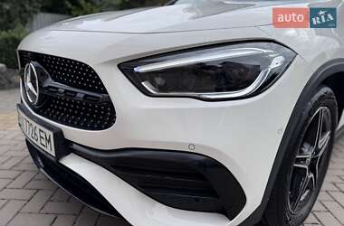 Позашляховик / Кросовер Mercedes-Benz GLA-Class 2021 в 