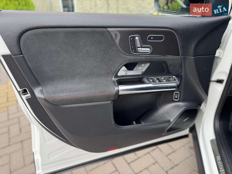 Внедорожник / Кроссовер Mercedes-Benz GLA-Class 2021 в Хмельницком фото 12 Внедорожник / Кроссовер Mercedes-Benz GLA-Class 2021 в Хмельницком