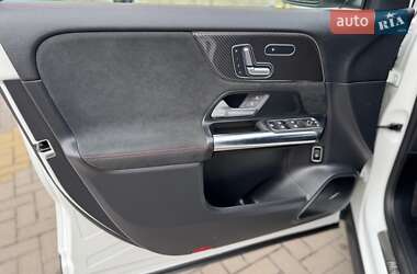 Позашляховик / Кросовер Mercedes-Benz GLA-Class 2021 в 