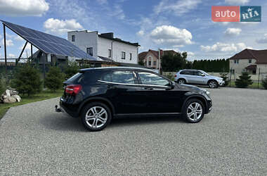 Внедорожник / Кроссовер Mercedes-Benz GLA-Class 2016 в 