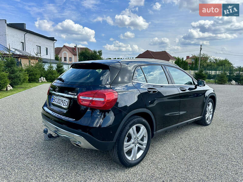 Внедорожник / Кроссовер Mercedes-Benz GLA-Class 2016 в Тернополе