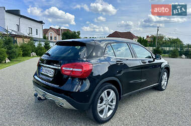 Внедорожник / Кроссовер Mercedes-Benz GLA-Class 2016 в 