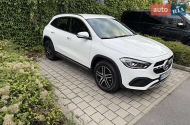 Внедорожник / Кроссовер Mercedes-Benz GLA-Class 2022 в 