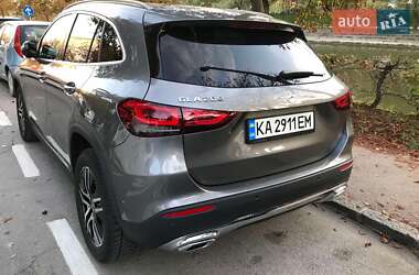 Внедорожник / Кроссовер Mercedes-Benz GLA-Class 2021 в 