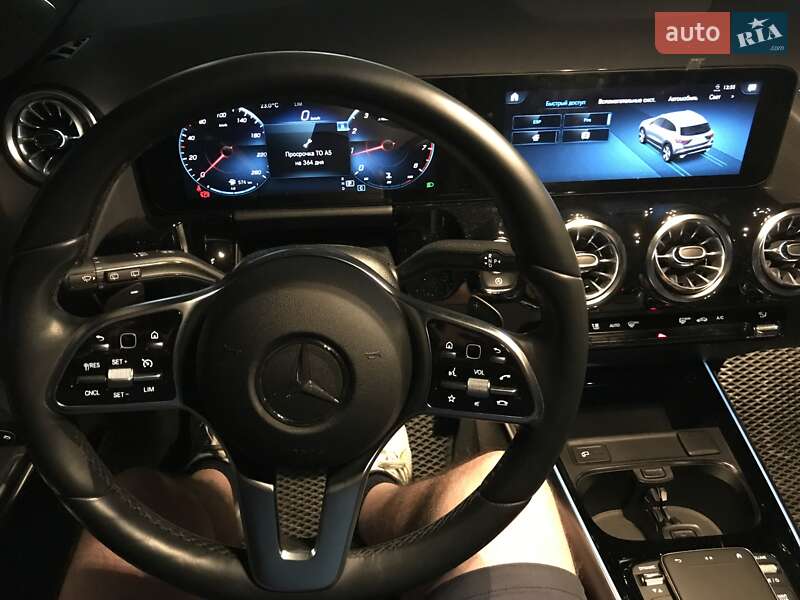 Внедорожник / Кроссовер Mercedes-Benz GLA-Class 2021 в Киеве