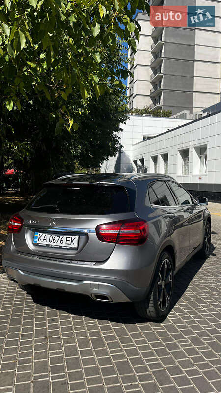 Позашляховик / Кросовер Mercedes-Benz GLA-Class 2018 в Одесі