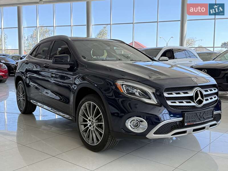 Внедорожник / Кроссовер Mercedes-Benz GLA-Class 2019 в Одессе
