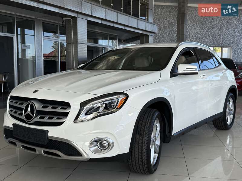 Внедорожник / Кроссовер Mercedes-Benz GLA-Class 2019 в Одессе