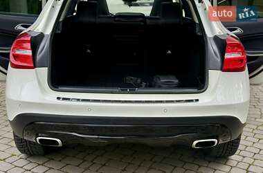 Позашляховик / Кросовер Mercedes-Benz GLA-Class 2015 в 