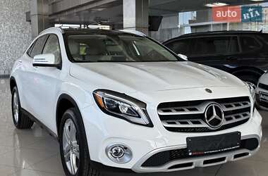 Внедорожник / Кроссовер Mercedes-Benz GLA-Class 2019 в 