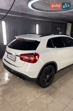 Внедорожник / Кроссовер Mercedes-Benz GLA-Class 2015 в 