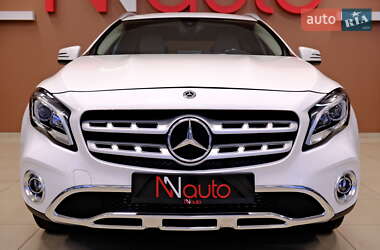 Позашляховик / Кросовер Mercedes-Benz GLA-Class 2018 в 