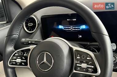 Внедорожник / Кроссовер Mercedes-Benz GLA-Class 2022 в 
