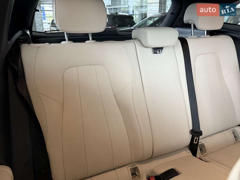 Внедорожник / Кроссовер Mercedes-Benz GLA-Class 2022 в Одессе