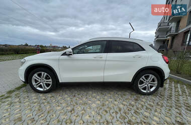 Внедорожник / Кроссовер Mercedes-Benz GLA-Class 2016 в 