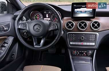 Внедорожник / Кроссовер Mercedes-Benz GLA-Class 2017 в 