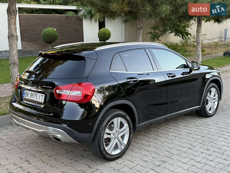 Внедорожник / Кроссовер Mercedes-Benz GLA-Class 2014 в Одессе