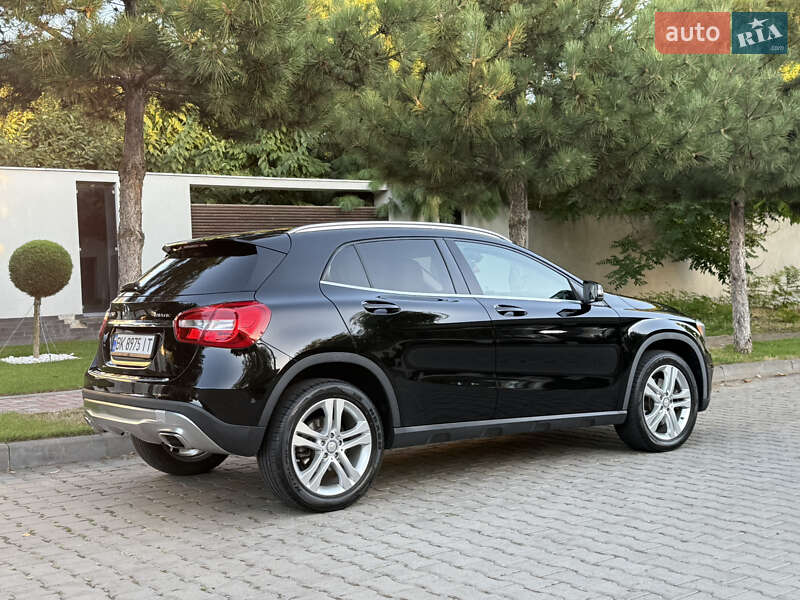 Внедорожник / Кроссовер Mercedes-Benz GLA-Class 2014 в Одессе