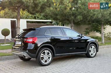 Внедорожник / Кроссовер Mercedes-Benz GLA-Class 2014 в 