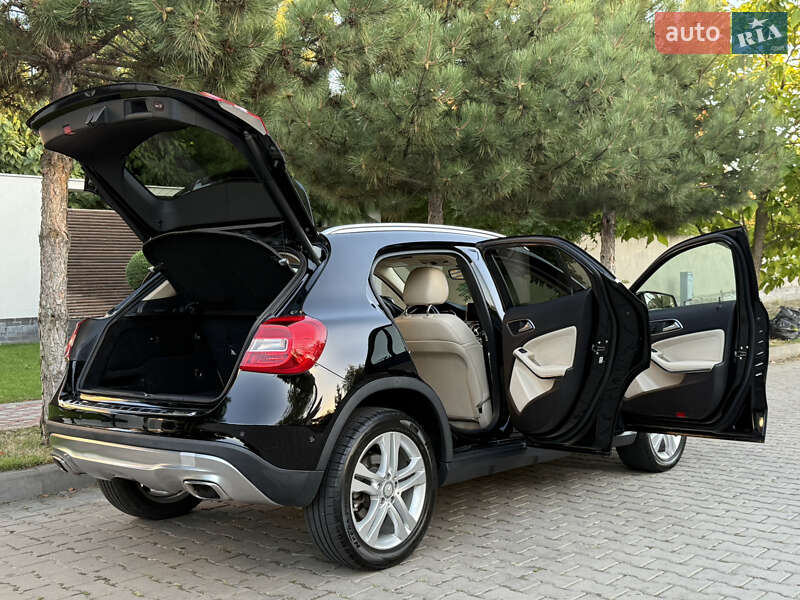 Внедорожник / Кроссовер Mercedes-Benz GLA-Class 2014 в Одессе