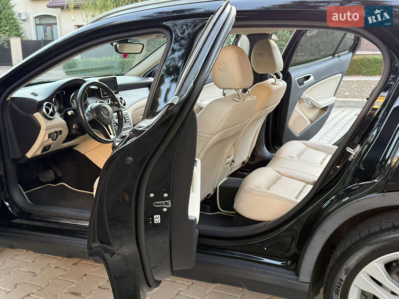 Внедорожник / Кроссовер Mercedes-Benz GLA-Class 2014 в Одессе