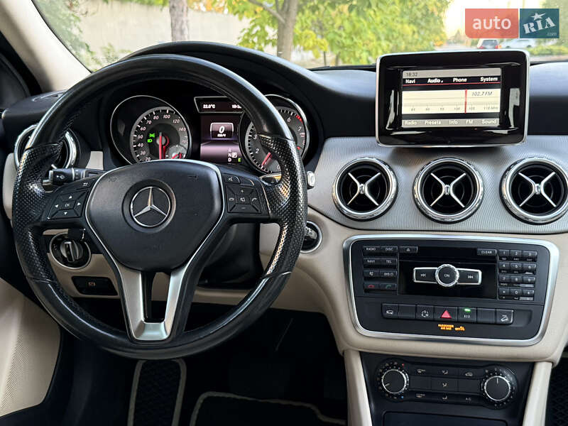 Внедорожник / Кроссовер Mercedes-Benz GLA-Class 2014 в Одессе