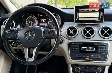 Внедорожник / Кроссовер Mercedes-Benz GLA-Class 2014 в 