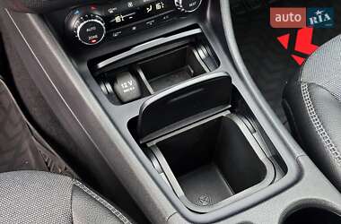 Внедорожник / Кроссовер Mercedes-Benz GLA-Class 2014 в 