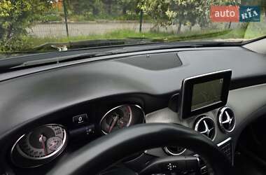 Внедорожник / Кроссовер Mercedes-Benz GLA-Class 2014 в 