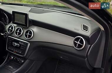 Внедорожник / Кроссовер Mercedes-Benz GLA-Class 2014 в 
