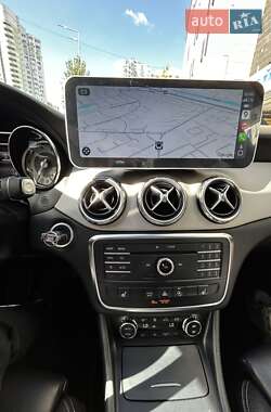 Внедорожник / Кроссовер Mercedes-Benz GLA-Class 2015 в 