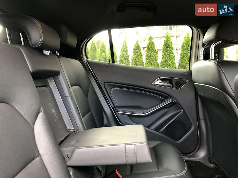 Внедорожник / Кроссовер Mercedes-Benz GLA-Class 2017 в Киеве фото 16 Внедорожник / Кроссовер Mercedes-Benz GLA-Class 2017 в Киеве