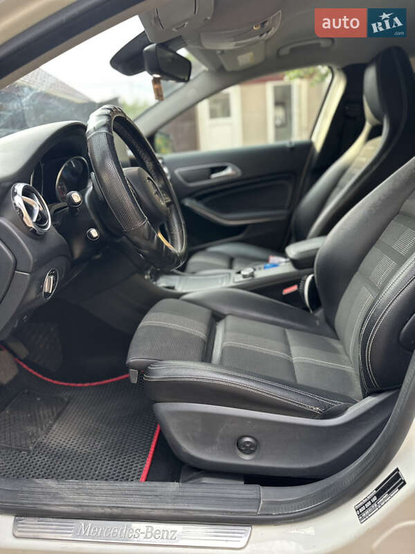 Позашляховик / Кросовер Mercedes-Benz GLA-Class 2017 в П'ятихатках