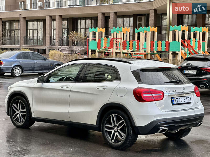 Позашляховик / Кросовер Mercedes-Benz GLA-Class 2015 в Києві