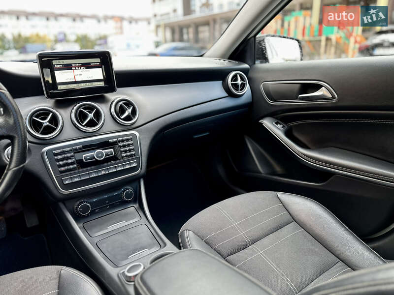 Позашляховик / Кросовер Mercedes-Benz GLA-Class 2015 в Києві