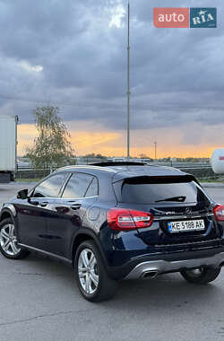 Позашляховик / Кросовер Mercedes-Benz GLA-Class 2017 в 
