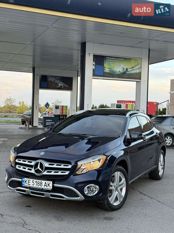 Внедорожник / Кроссовер Mercedes-Benz GLA-Class 2017 в Днепре