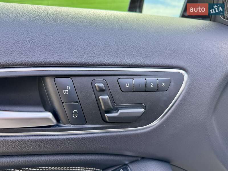 Внедорожник / Кроссовер Mercedes-Benz GLA-Class 2016 в Киеве фото 33 Внедорожник / Кроссовер Mercedes-Benz GLA-Class 2016 в Киеве