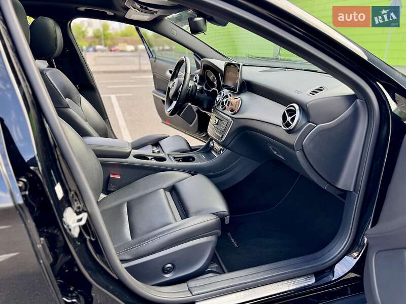 Внедорожник / Кроссовер Mercedes-Benz GLA-Class 2016 в Киеве фото 46 Внедорожник / Кроссовер Mercedes-Benz GLA-Class 2016 в Киеве