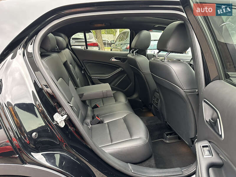 Позашляховик / Кросовер Mercedes-Benz GLA-Class 2017 в Одесі