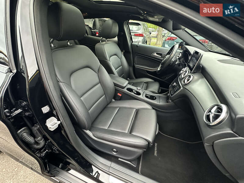Позашляховик / Кросовер Mercedes-Benz GLA-Class 2017 в Одесі