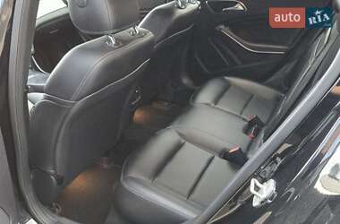 Внедорожник / Кроссовер Mercedes-Benz GLA-Class 2015 в 