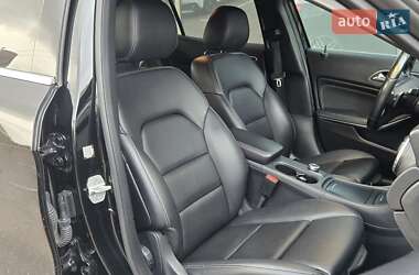 Внедорожник / Кроссовер Mercedes-Benz GLA-Class 2015 в 