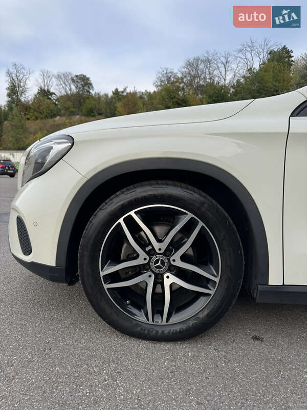 Внедорожник / Кроссовер Mercedes-Benz GLA-Class 2017 в Киеве фото 15 Внедорожник / Кроссовер Mercedes-Benz GLA-Class 2017 в Киеве