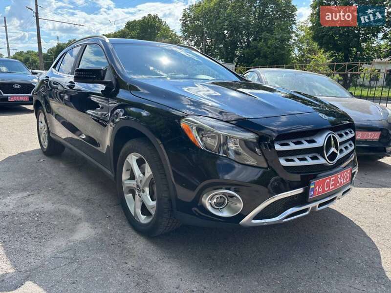 Внедорожник / Кроссовер Mercedes-Benz GLA-Class 2019 в Полтаве