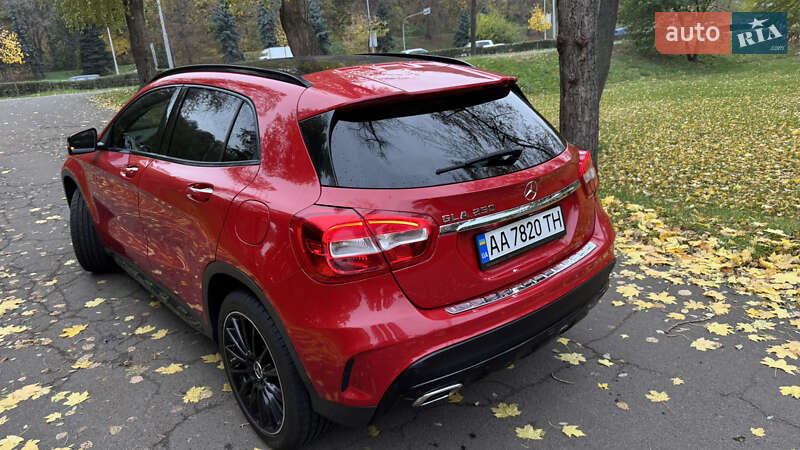 Позашляховик / Кросовер Mercedes-Benz GLA-Class 2019 в Києві